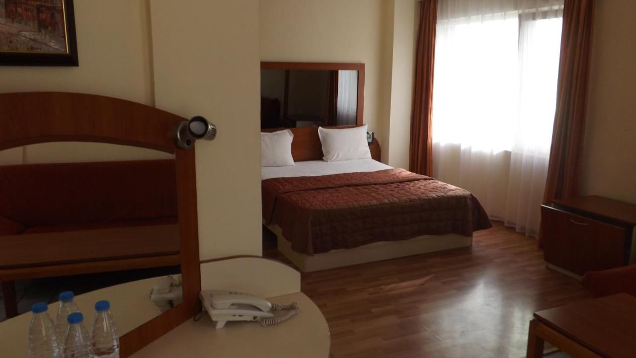 Отель Hotel Palitra Варна-37