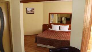 Отель Hotel Palitra Варна Двухместный номер «Комфорт» с 1 кроватью-16