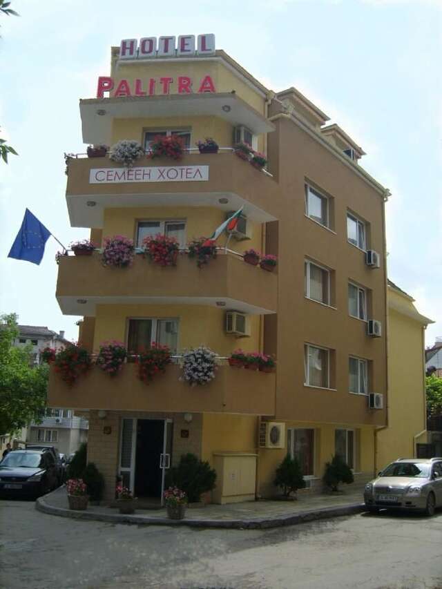 Отель Hotel Palitra Варна-3